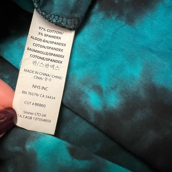 Santa Cruz Tie-Dye Long Sleeve Shirt Small - Picture 8 of 9